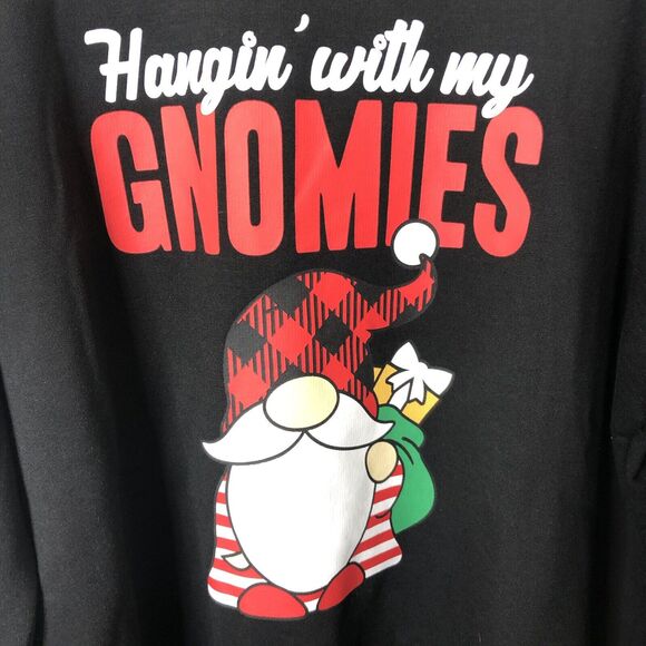 Weekend Soul NWT Women's Soft Fleece Hangin' With My Gnomies Sweatshirt Size XXL - Picture 2 of 6